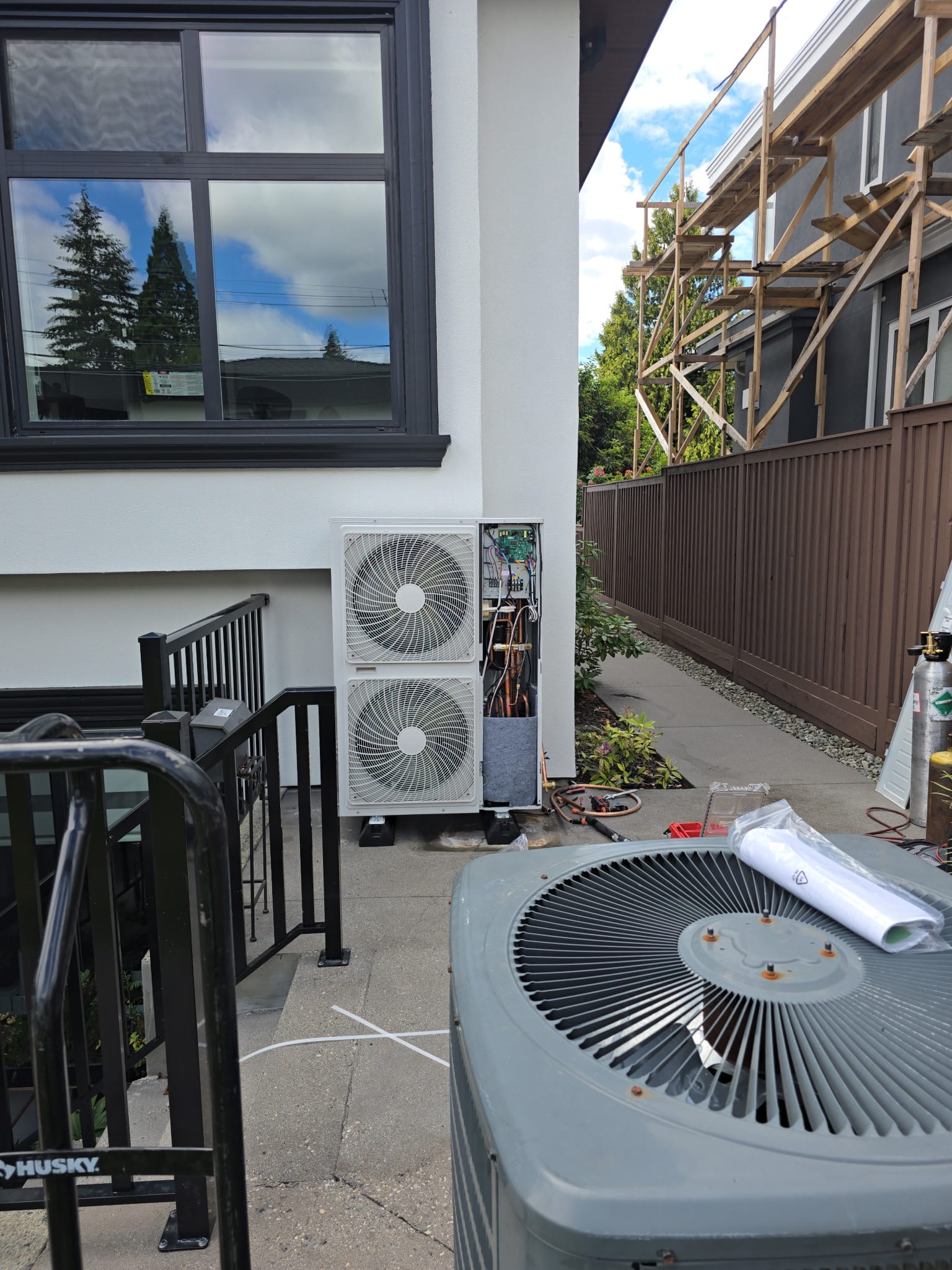 Commercial condensing units installation